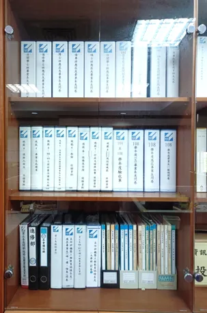 規劃及擬訂本系各學制特色課程
